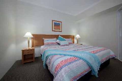 1 Bedroom Apartment Barrington - Accommodation Sydney 4