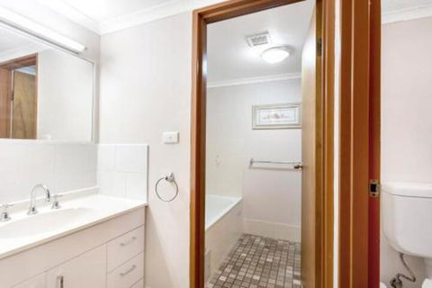 3 Bedroom Apartment Bay Parklands Unit 65 / 2 Gowrie Avenue - Accommodation Sydney 5