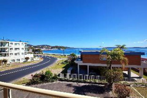 1 Bedroom Apartment Blue Vista Unit 8 - Accommodation Sydney 2