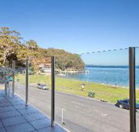 2 Bedroom Apartment Little Hut Unit 3 20 Kurrawa Close - Accommodation Sydney