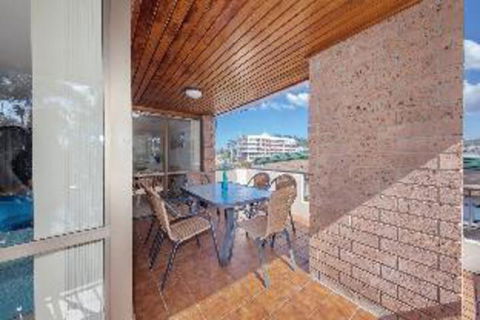 2 Bedroom Apartment Kamilaroi - Accommodation Sydney 3
