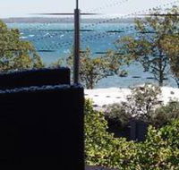 3 Bedroom House Government Road 117a Pollys View FREE WIFI  PET FRIENDLY - Accommodation Sydney