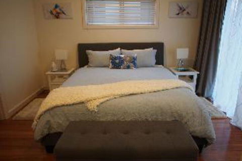 3 Bedroom House Government Road 117a Pollys View FREE WIFI & PET FRIENDLY - Accommodation Sydney 4