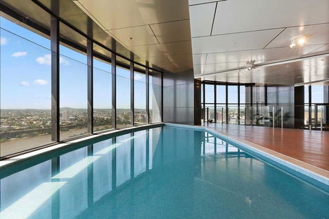 SKY Heart Of BNE City 2bed APT Pool& Gym Qbn222-18 - Sydney 4u 2