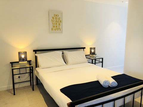 Comfy 2-Bedroom Apartment Level 5 - Sydney 4u 4