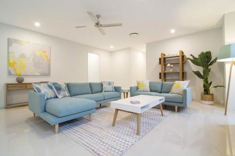 Iluka Beach Villa - Sydney 4u 4