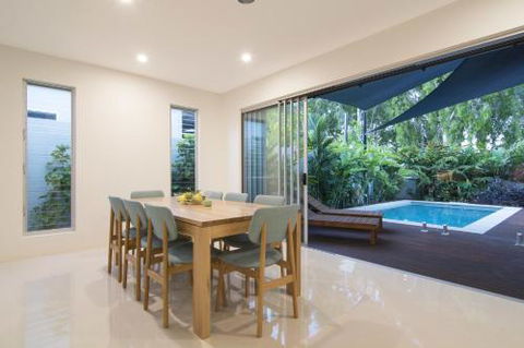 Iluka Beach Villa - Sydney 4u 5