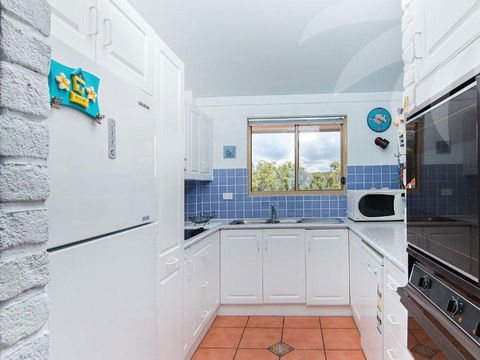 Sapphire Oceanside 20 - Accommodation Sydney 1