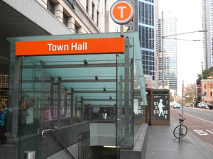 The Apartment Service PI702