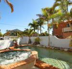 Unit 4 Coolum Sands Apartments 34 First Avenue Coolum Beach 400 BOND LINEN SUPPLIED - Accommodation Sydney