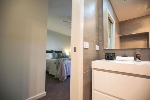 A Pear Tree Loft - Accommodation Sydney 4