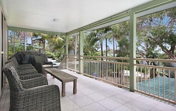 Orchid Beach Apartments - Sydney 4u 4