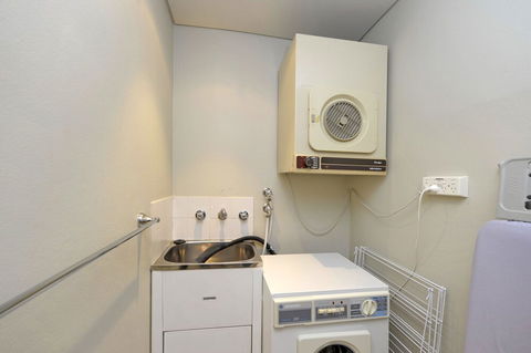 Del Rae Unit 12 Shoal Bay - Sydney 4u 1
