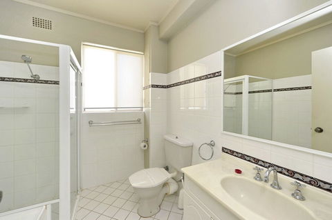 Del Rae Unit 12 Shoal Bay - Sydney 4u 5