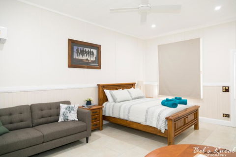 The Convent Boutique Accommodation & Cafe - Sydney 4u 2