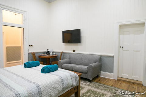 The Convent Boutique Accommodation & Cafe - Sydney 4u 6