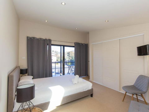 Khione 5 / 23 25 Kirwan Close - Accommodation Sydney 3