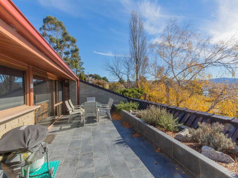 Ibis 19 McLure Circuit - Accommodation Sydney 5