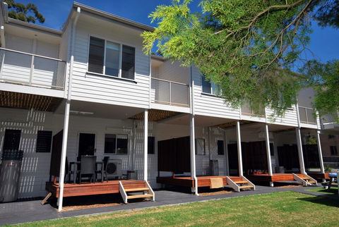 Florida Unit 4 Shoal Bay - Sydney 4u 0