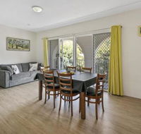 10 The Islander Resort - Accommodation Sydney