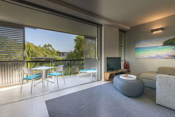 Footsteps To The Heart Of Noosa And A View! - Sydney 4u 0