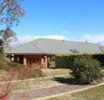 Gundaroo Manor Bed  Breakfast - Sydney 4u