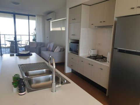 Riverfront Brisbane City - Sydney 4u 4