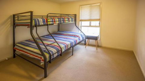 Atlantis On Lake Conjola Sandra St. 1 Lake Conjola - Accommodation Sydney 4