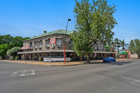 Imperial Hotel Singleton - Sydney 4u 1