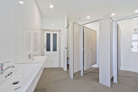 Imperial Hotel Singleton - Sydney 4u 4