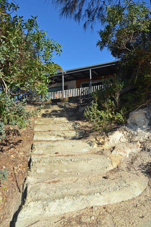 CDC 625 Beach House - Accommodation Sydney 2