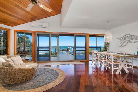 Seascape At 19 Pindari Privacy Space Views - Accommodation Sydney 3