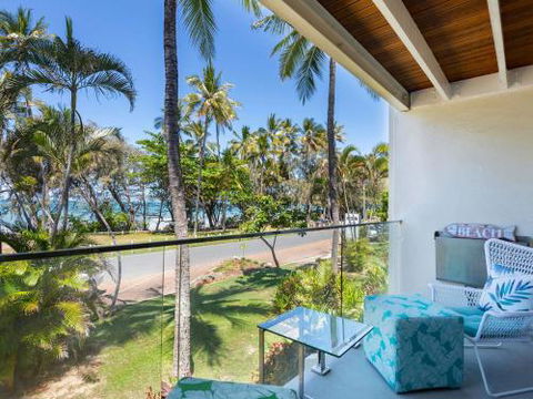 Absolute Beachfront - Sydney 4u 5