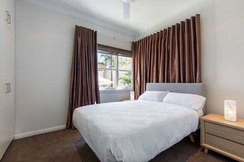 Kensington 4 Bedroom House 89 BROM - Accommodation Sydney 2