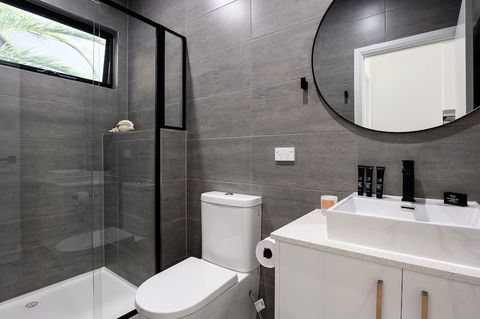 CARLISLE Bright Townhouse In Great Location - Accommodation Sydney 1