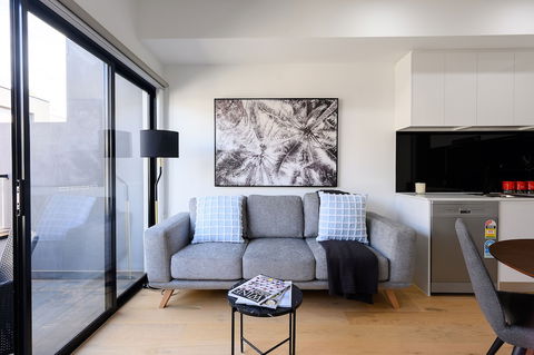 CARLISLE Bright Townhouse In Great Location - Accommodation Sydney 4