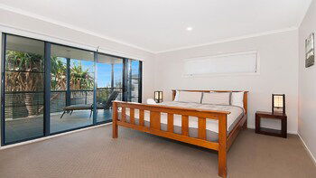 KKS At Lennox - Accommodation Sydney 5