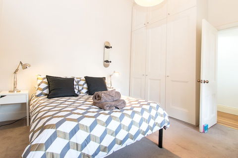 HUNTER In The Heart Of Collingwood Fitzroy - Accommodation Sydney 3