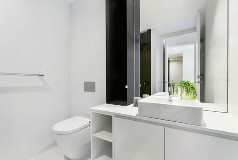 St Leonards Self-Contained Apart 803 NOR - Accommodation Sydney 5
