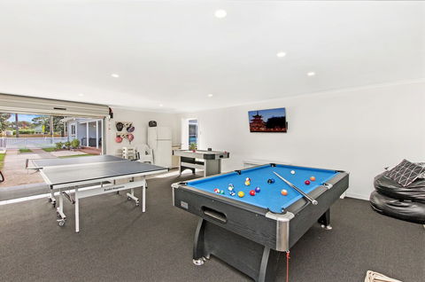Fieldings Lair - Sydney 4u 1