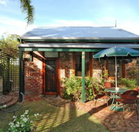 Above Bored Bed  Breakfast - Sydney 4u