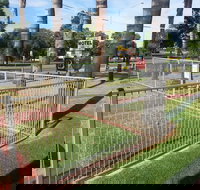 Sunraysia Motel  Holiday Apartments - Accommodation Sydney