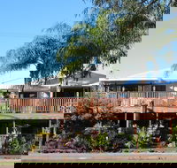 Five 3 Five - The Beachside Barracks - Sydney 4u