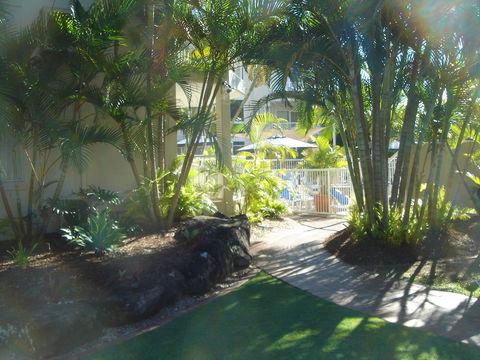 Le Lavandou Holiday Apartments - Sydney 4u 1