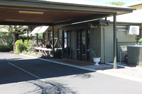 Lake Forbes Motel - Sydney 4u 2