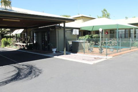 Lake Forbes Motel - Sydney 4u 0