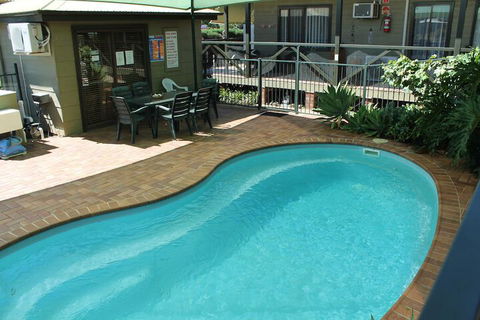 Lake Forbes Motel - Sydney 4u 4