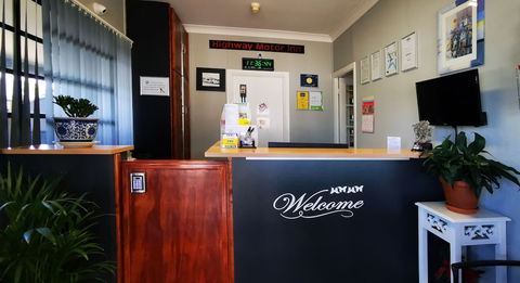 Highway Motor Inn - Accommodation Sydney 2