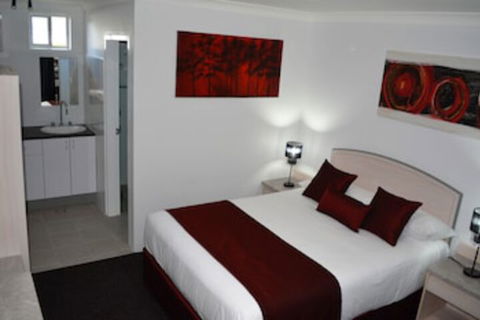 Alabaster Motor Inn Taree - Accommodation Sydney 0
