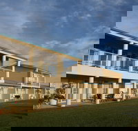 Lakeview Motel  Apartments - Accommodation Sydney